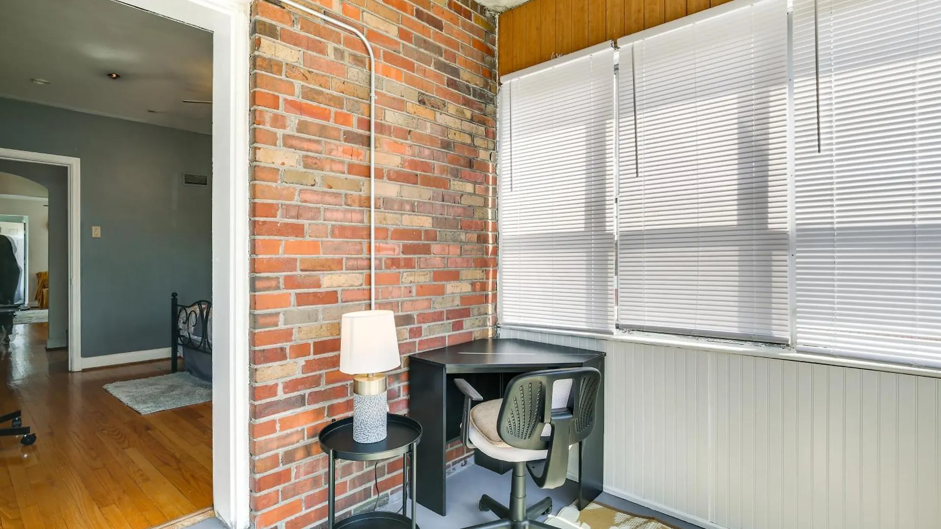 10 Mi To Downtown St Louis Convenient Apartment! Beverly Hills Apartment